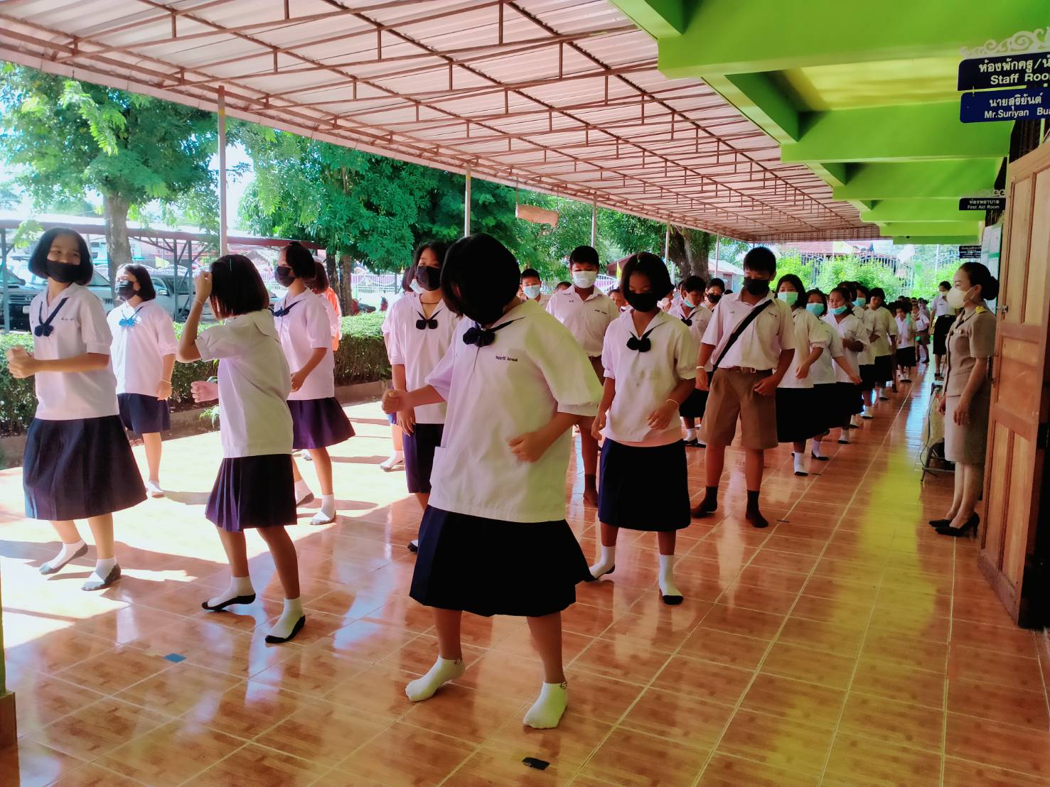 พี่ชวนน้องเต้นเพื่อสุขภาพ image