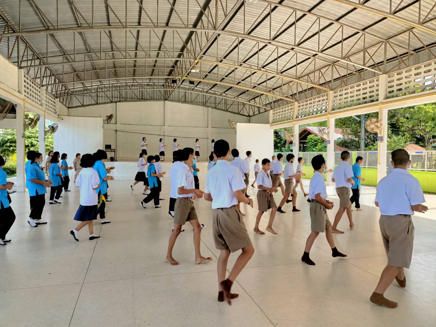 พี่ชวนน้องเต้นเพื่อสุขภาพ image