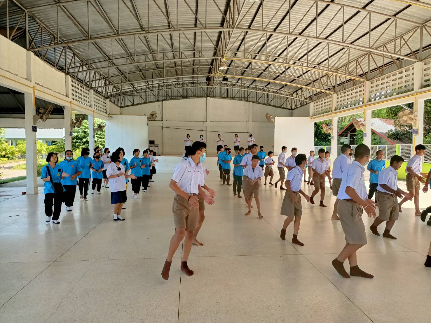 พี่ชวนน้องเต้นเพื่อสุขภาพ image